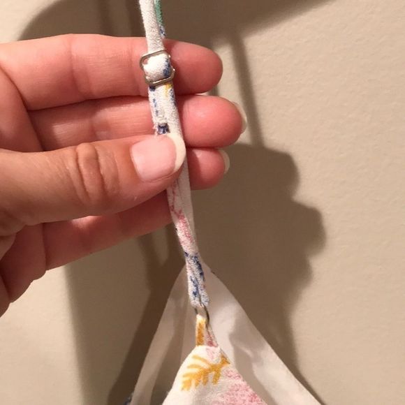 BCBGMAXAZRIA Cora Multicoloured Asymmetrical Top - Picture 8 of 11